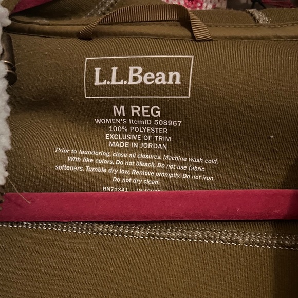 L.L. Bean Women's seafoam green Sherpa Fleece Puffer Coat - Picture 3 of 4